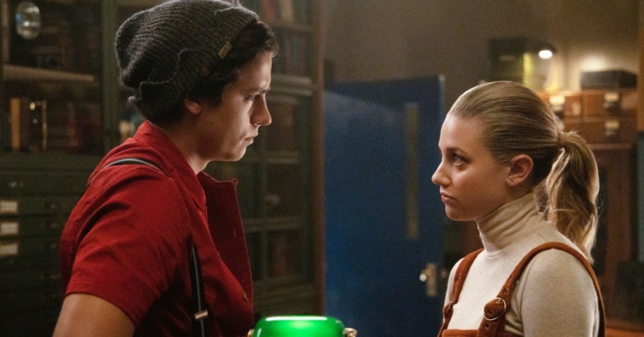 Riverdale’s Lili Reinhart and Cole Sprouse Reportedly Break Up