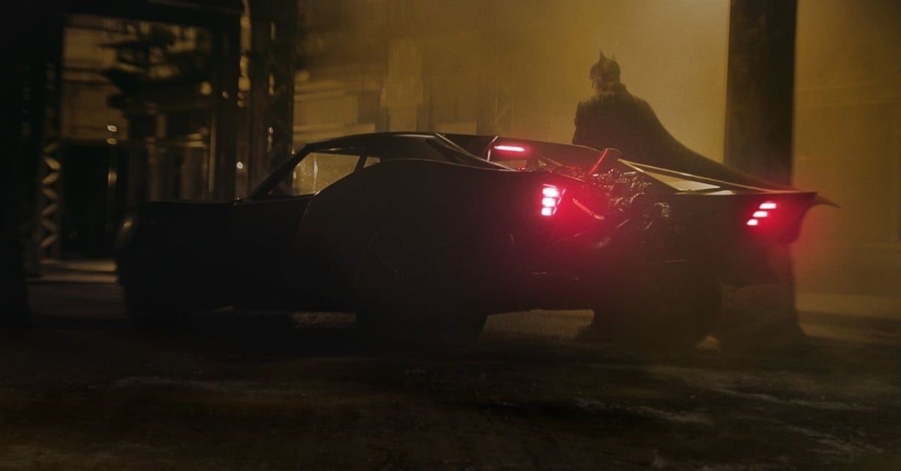 The Batman Cinematographer Says The Film Is About Alfred and Batman